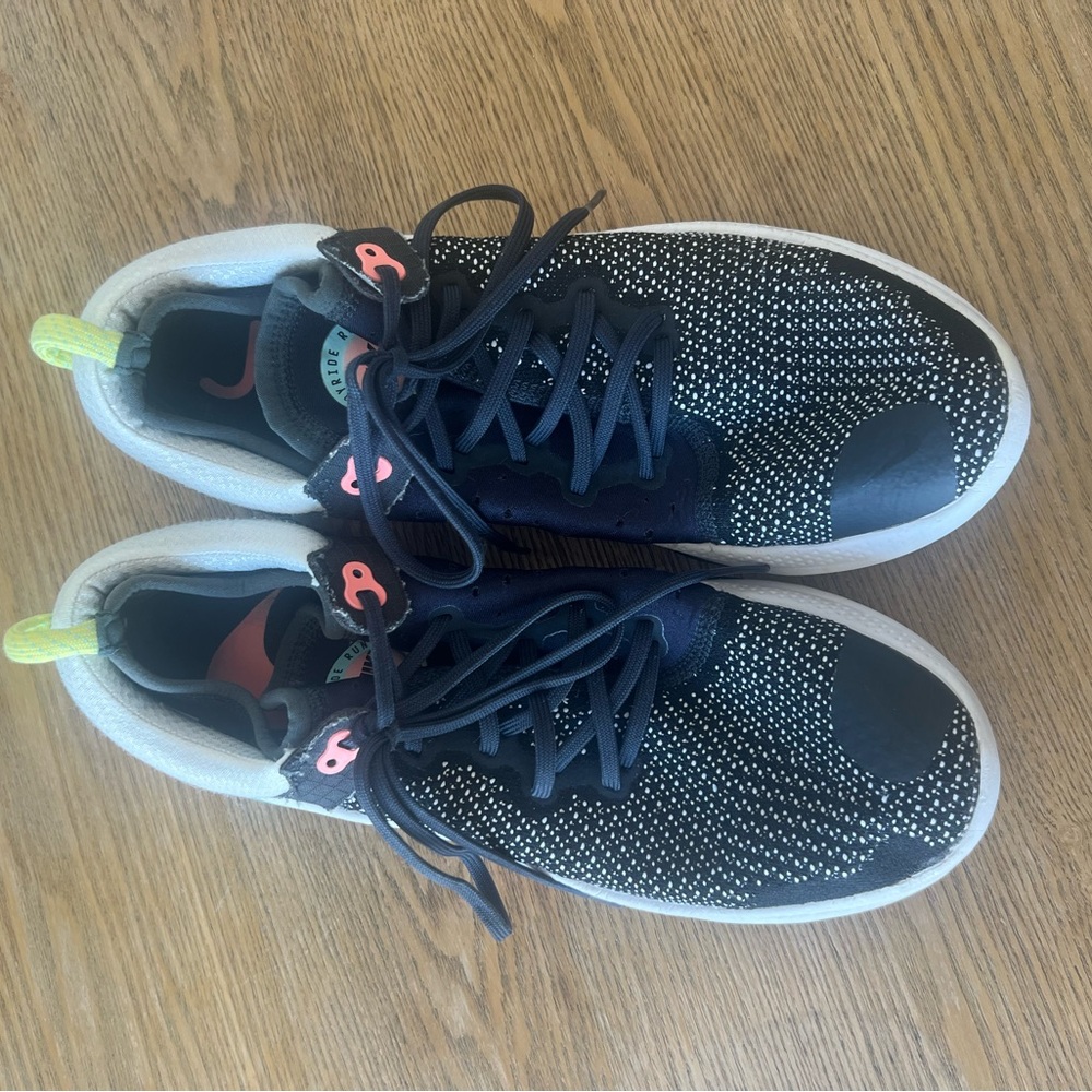 Nike Joyride (Men’s 10)